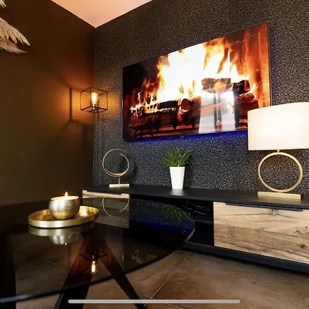 La M Bed & Breakfast *